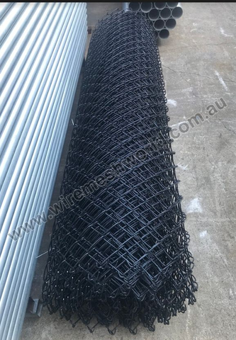  BLK Chain Wire Fencing 2.4m*15m*60mm*60mm*3.3mm