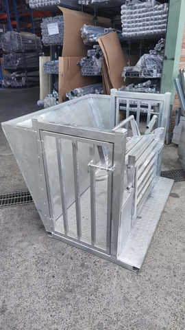 Sheep Turnover Crate Catcher Sheep&Goat Hanlder 1.25m*1mW*1mH