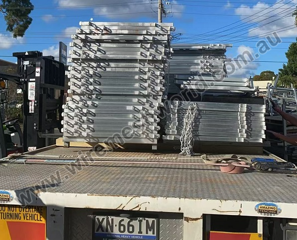 ​Wiremeshworld Ships Sheep Panels to Sydney