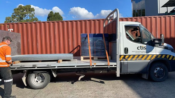 Welded Wire Mesh Sheets Shipping